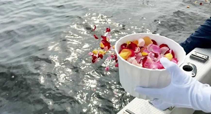 マーベルセレモニー(東京湾)