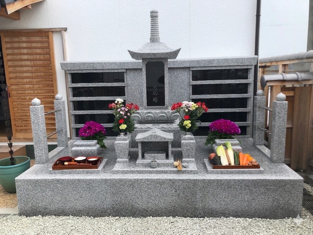 まごころの塔